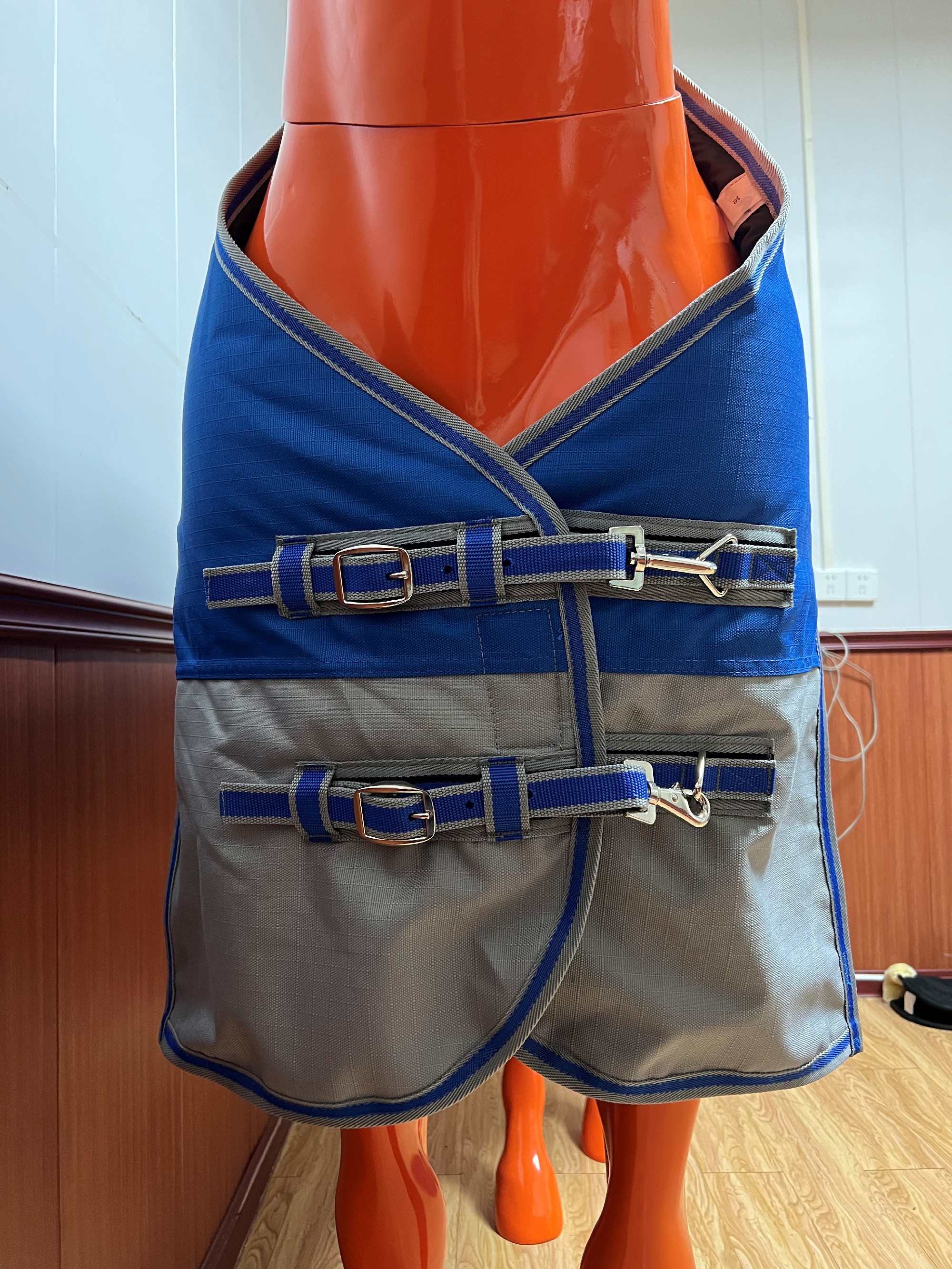 1200D WINTER TURNOUT RUG WITHOUT HOOD